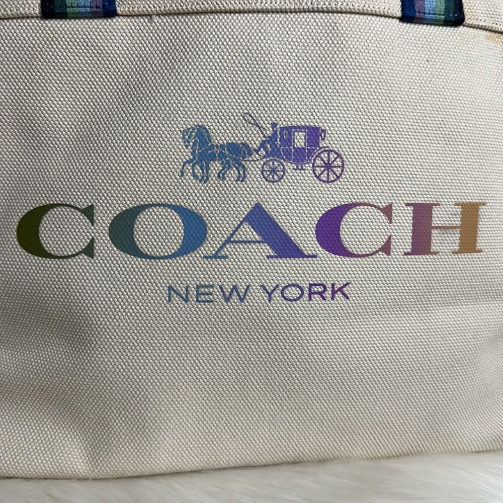 💯Authentic Coach Rainbow Tote Bag 🍀 - Picture 3 of 13